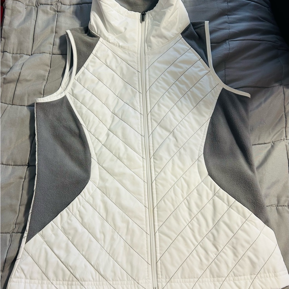 Columbia women’s vest